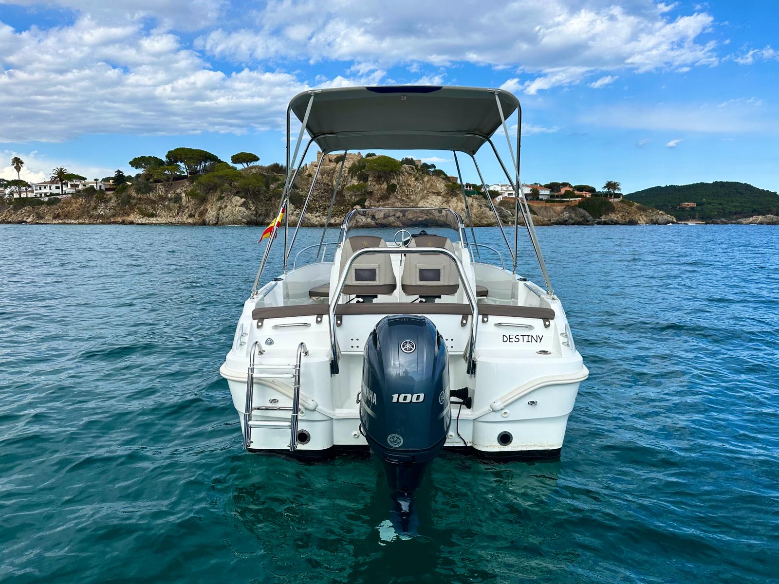 Alquilar un Barco en la Costa Brava