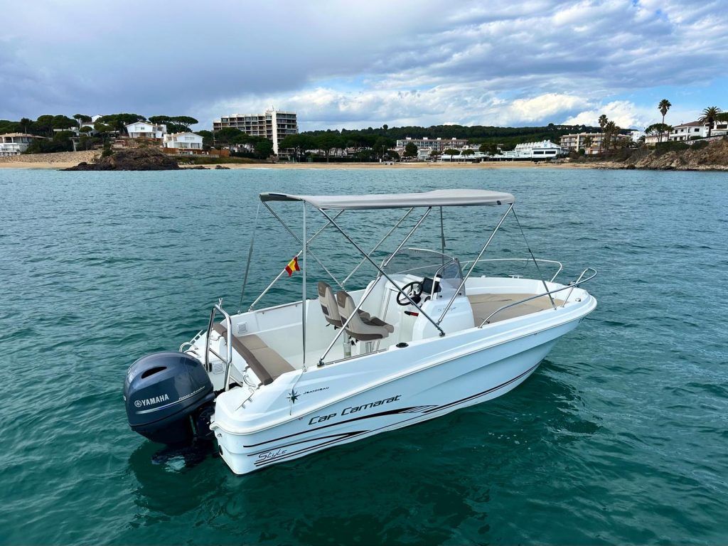 Alquilar barca DivaTeam Fishing en Palamós